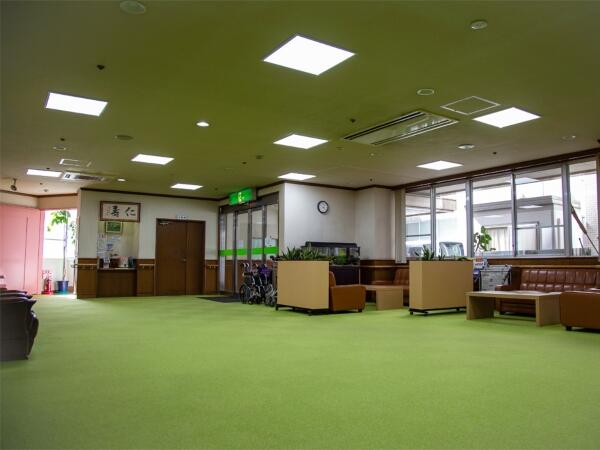 介護老人保健施設　梅壽苑（通所リハ/常勤）の介護福祉士求人メイン写真2