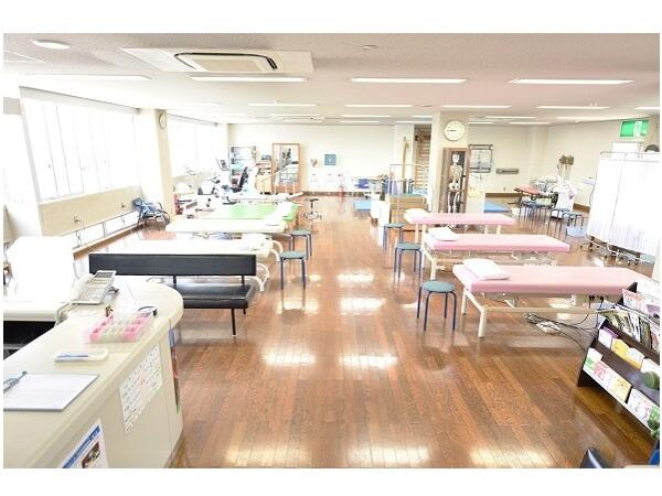 タキカワ整形外科クリニック（常勤）の理学療法士求人メイン写真2