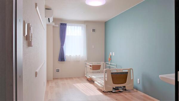 医療施設型ホスピス 医心館 越谷（常勤）の看護師求人サブ写真1