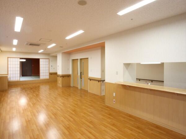 デイサービスセンター　サテライト桃源荘ピーチ（契約職員）の介護福祉士求人メイン写真3