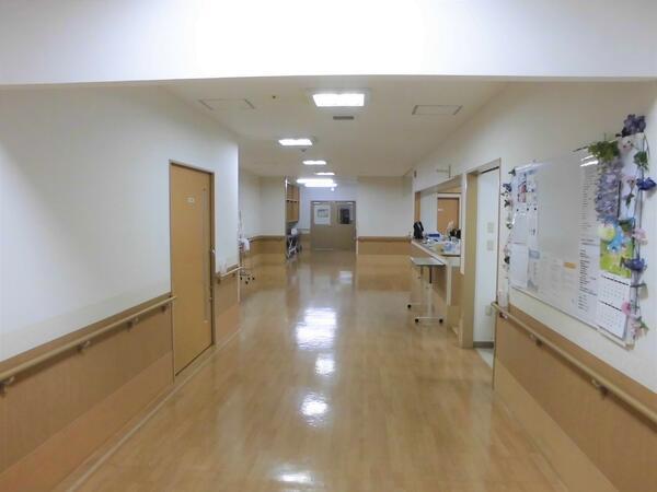 西多摩病院（常勤）の看護師求人メイン写真3