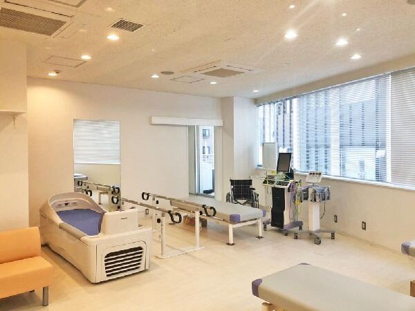 北千住駅前クリニック（パート）の医療事務求人の写真