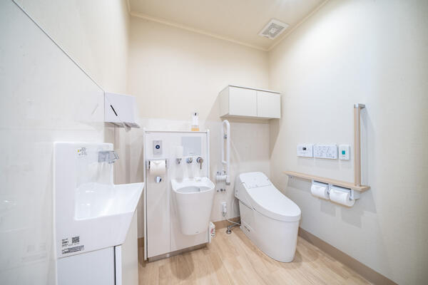 よつかいどう泌尿器科クリニック（パート）の医療事務求人メイン写真4