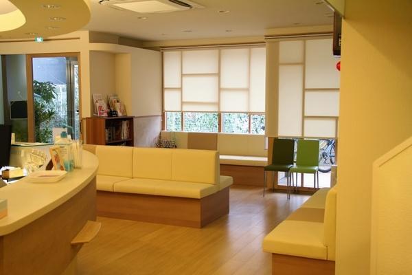 用賀アーバンクリニック（パート）の医療事務求人サブ写真1