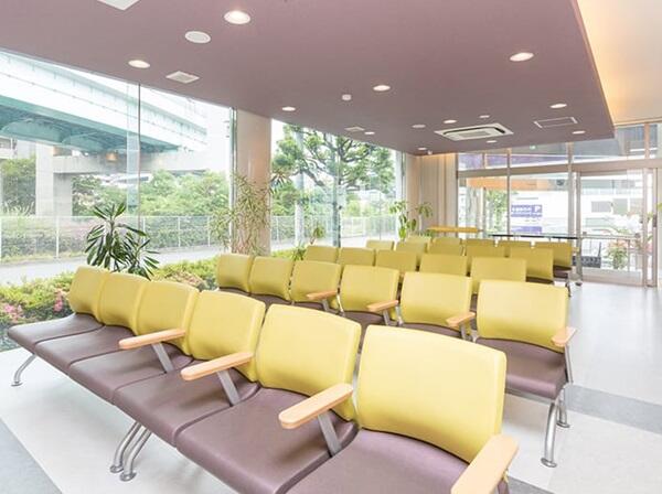 とも整形外科スポーツクリニック（常勤）の医療事務求人の写真