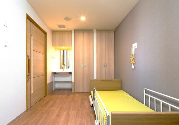 特別養護老人ホーム関野記念鵠生園（常勤）の准看護師求人メイン写真2