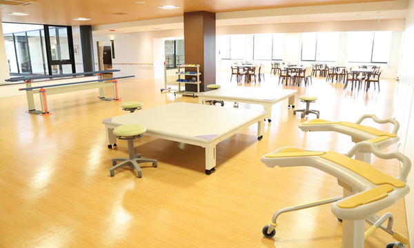 登美ヶ丘リハビリテーション病院（常勤）の言語聴覚士求人メイン写真3