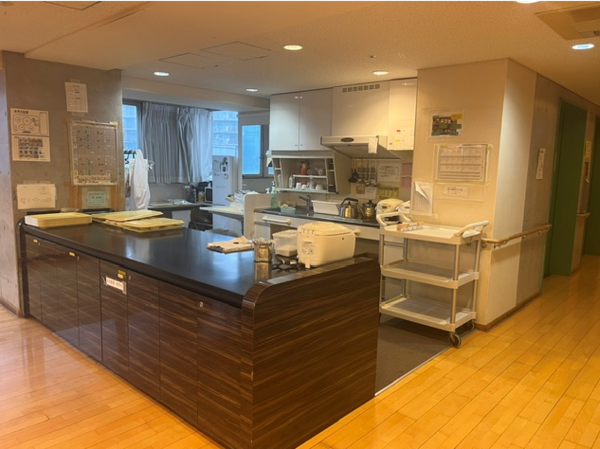 神石介護老人保健施設（夜勤専従）の介護福祉士求人メイン写真4