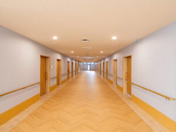 住宅型有料老人ホームmiles（パート）の介護職求人メイン写真5