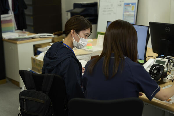 横浜在宅診療クリニック（相談員 / 常勤）の社会福祉士求人メイン写真2