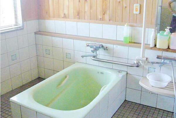 特別養護老人ホーム丹陽（常勤） の准看護師求人メイン写真3