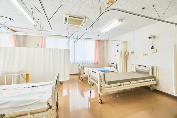 医療法人慈弘会　岩槻中央病院（常勤）の准看護師求人メイン写真2