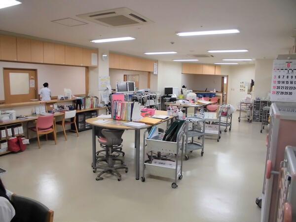 西多摩病院（病棟/パート）の看護師求人メイン写真2