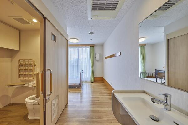 特別養護老人ホーム 善福寺（パート）の准看護師求人メイン写真4