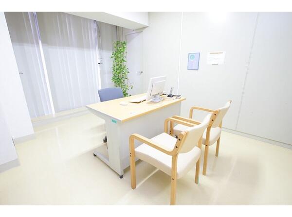 青山会関内クリニック（常勤）の臨床心理士求人メイン写真3