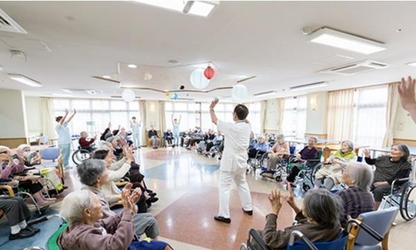 介護老人保健施設グランファミリア（通所リハビリ/常勤）の介護職求人メイン写真3