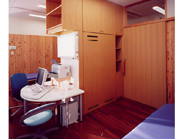 さのすこやかクリニック（常勤）の看護師求人の写真