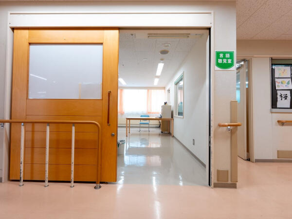 道南ロイヤル病院（常勤） の看護助手求人メイン写真2