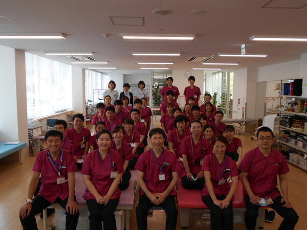 クローバーホスピタル（常勤）の理学療法士求人メイン写真2