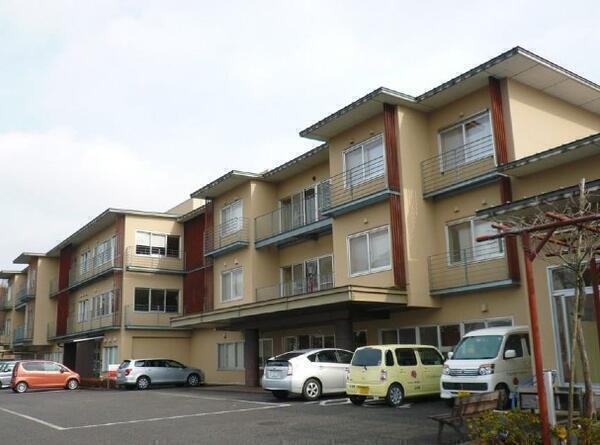 特別養護老人ホームつつじが丘（パート）の准看護師求人メイン写真2