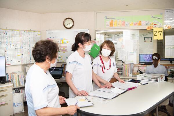 育生会横浜病院（常勤）の看護助手求人メイン写真4