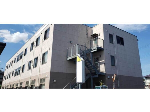 プラチナ・メディケアハート春日部(夜勤専従パート) の准看護師求人の写真