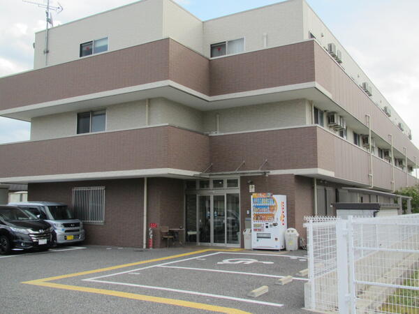 コスモスコート甲田1丁目（常勤）の介護福祉士求人の写真