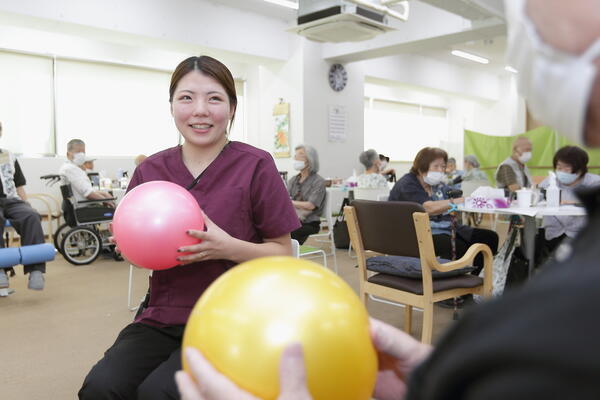 デイサービス レッツ倶楽部吹田内本町（パート）の介護福祉士求人メイン写真2