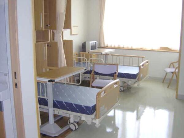 日新病院（病棟/常勤）の看護師求人メイン写真3