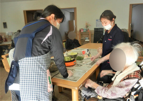 特別養護老人ホーム大和葛城苑（パート）の介護福祉士求人メイン写真3