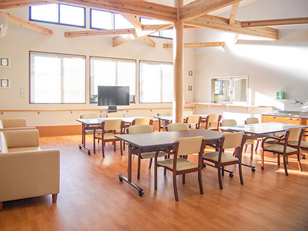 介護付き有料老人ホーム ケアホームはるにれハウス（常勤）の介護職求人メイン写真3