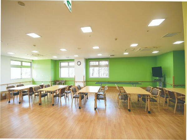 館山明光苑デイサービスセンター（パート）の介護職求人メイン写真2