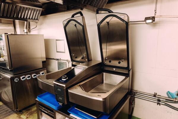 タムスデリ船橋（食品製造スタッフ/常勤）の調理補助求人メイン写真4