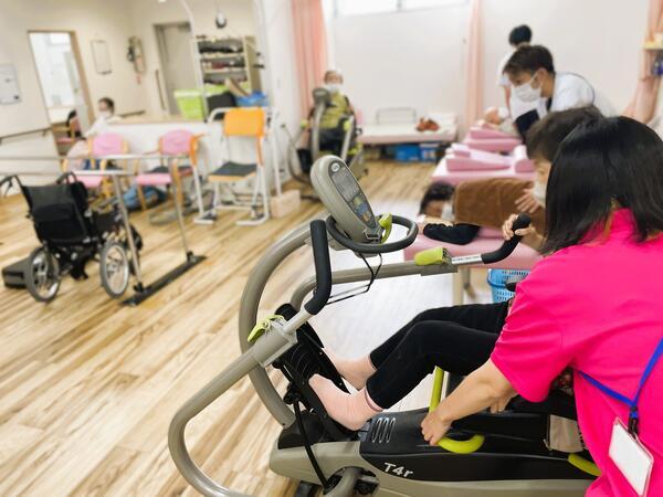 デイサービスはなまるの湯　守口店（常勤）の柔道整復師求人メイン写真4