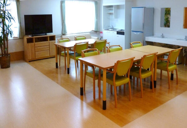 介護付有料老人ホーム 夢眠ちば（常勤）の社会福祉士求人メイン写真2