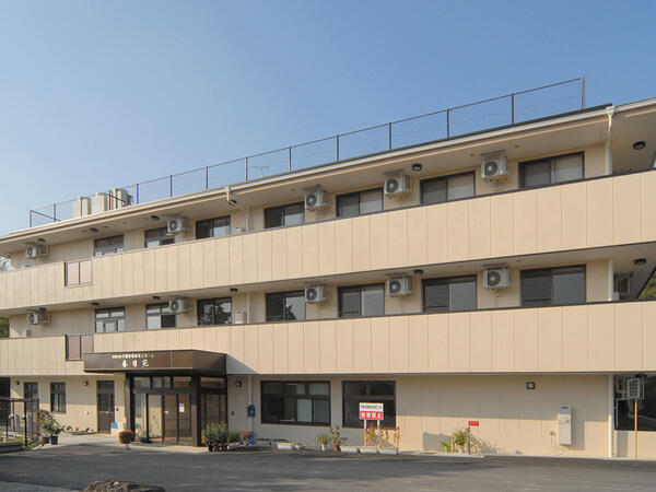 介護付有料老人ホーム春日苑（パート）の介護職求人の写真