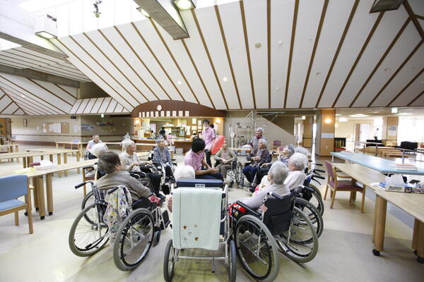 介護老人保健施設 浦河緑苑（常勤）の社会福祉士求人の写真