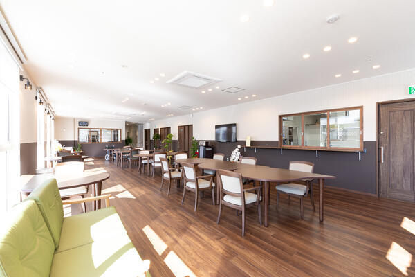 有料老人ホームいつくしの森（宿直/パート）の介護福祉士求人メイン写真2