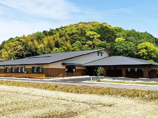 特別養護老人ホーム三和の里(パート)の介護職求人の写真