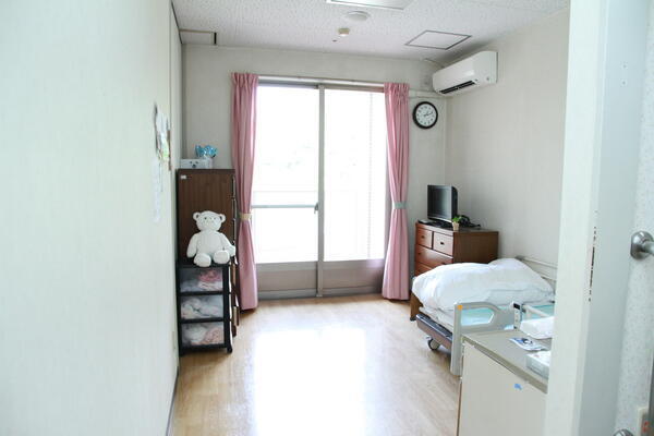 養護老人ホーム大慈吉祥園（常勤）の介護職求人メイン写真2