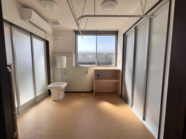 住宅型有料老人ホームともしび（常勤）の介護職求人メイン写真4