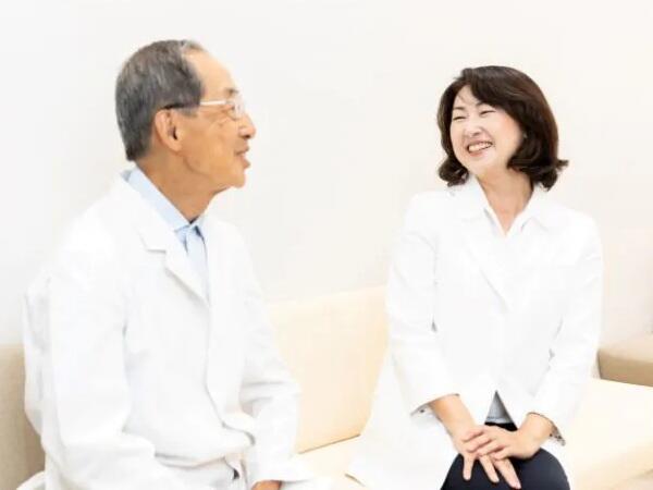 あだち小児科（常勤）の看護師求人の写真