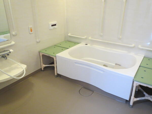 コスモスコート東山本（常勤）の介護福祉士求人メイン写真4