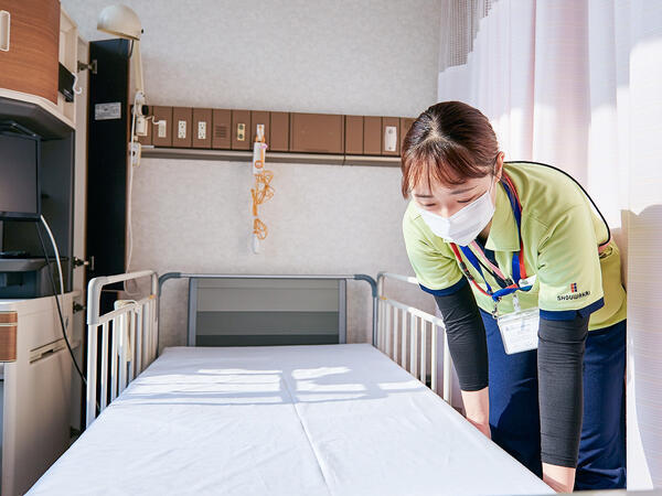 脳神経センター 大田記念病院（病棟/常勤）の看護助手求人メイン写真4