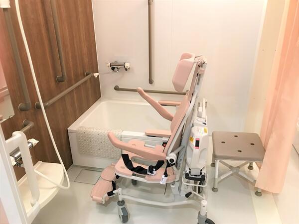 デイサービスはなまるの湯　守口店（常勤）の准看護師求人メイン写真5