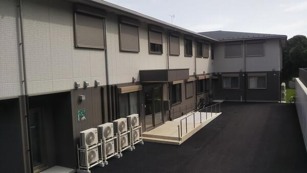 住宅型有料老人ホーム　らもーれ元八事（正社員）の准看護師求人の写真