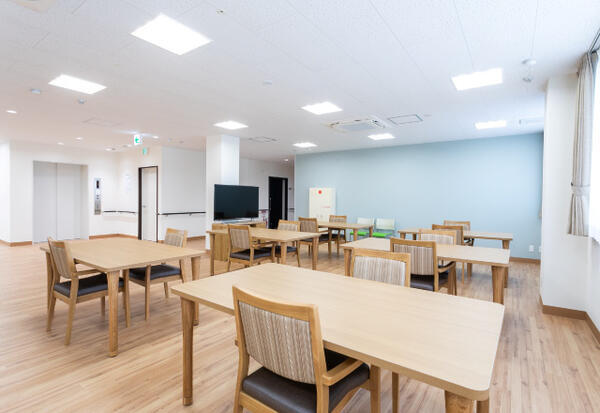 住宅型有料老人ホーム夢眠もばら（夜勤あり/常勤）の介護福祉士求人メイン写真2