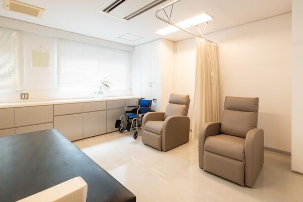 あいおいやまの森クリニック（パート）の准看護師求人メイン写真2