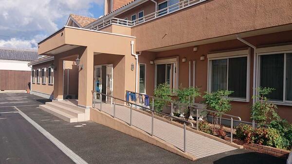 住宅型有料老人ホームHIBISU泉大津（サ責／正社員）の介護福祉士求人メイン写真2