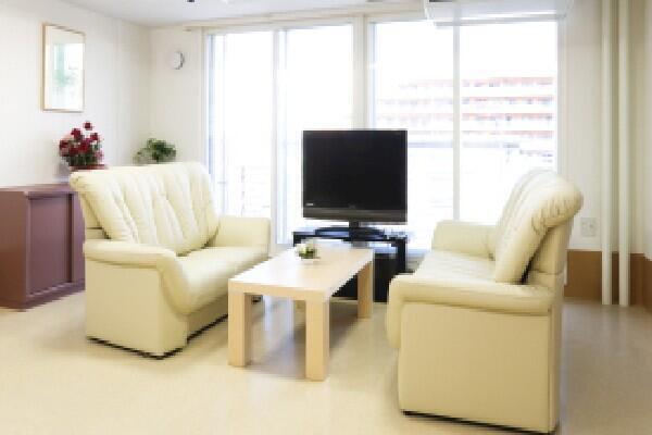 介護付有料老人ホーム　ケアメゾン山鼻1号館（常勤）の介護職求人メイン写真4